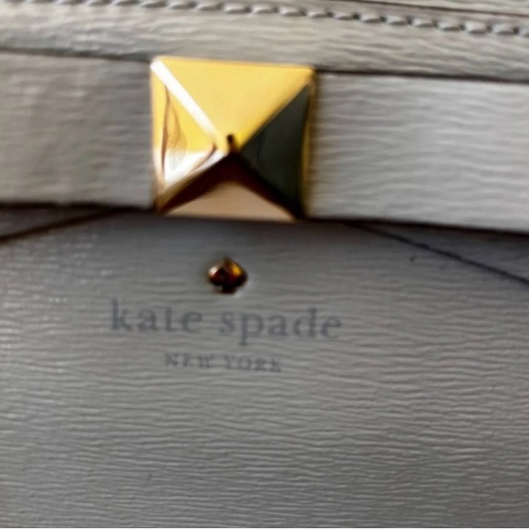 Kate Spade Beacon Court Jeanne Patent Leather Tote. Gray. Never used. NWOT - Picture 4 of 8